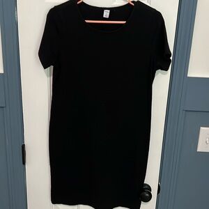 M black t shirt dress